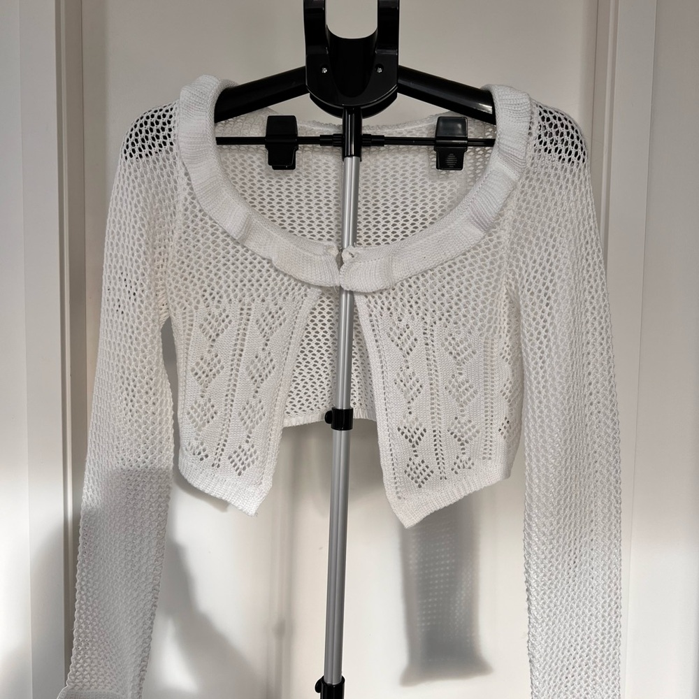 Commense White Open-Knit Women's Shrug
